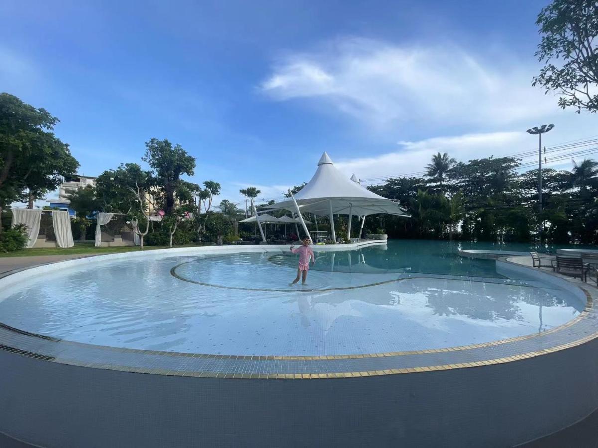 Copacabana Jomtien Beach Condo 中天海滩寇芭酒店公寓 외부 사진