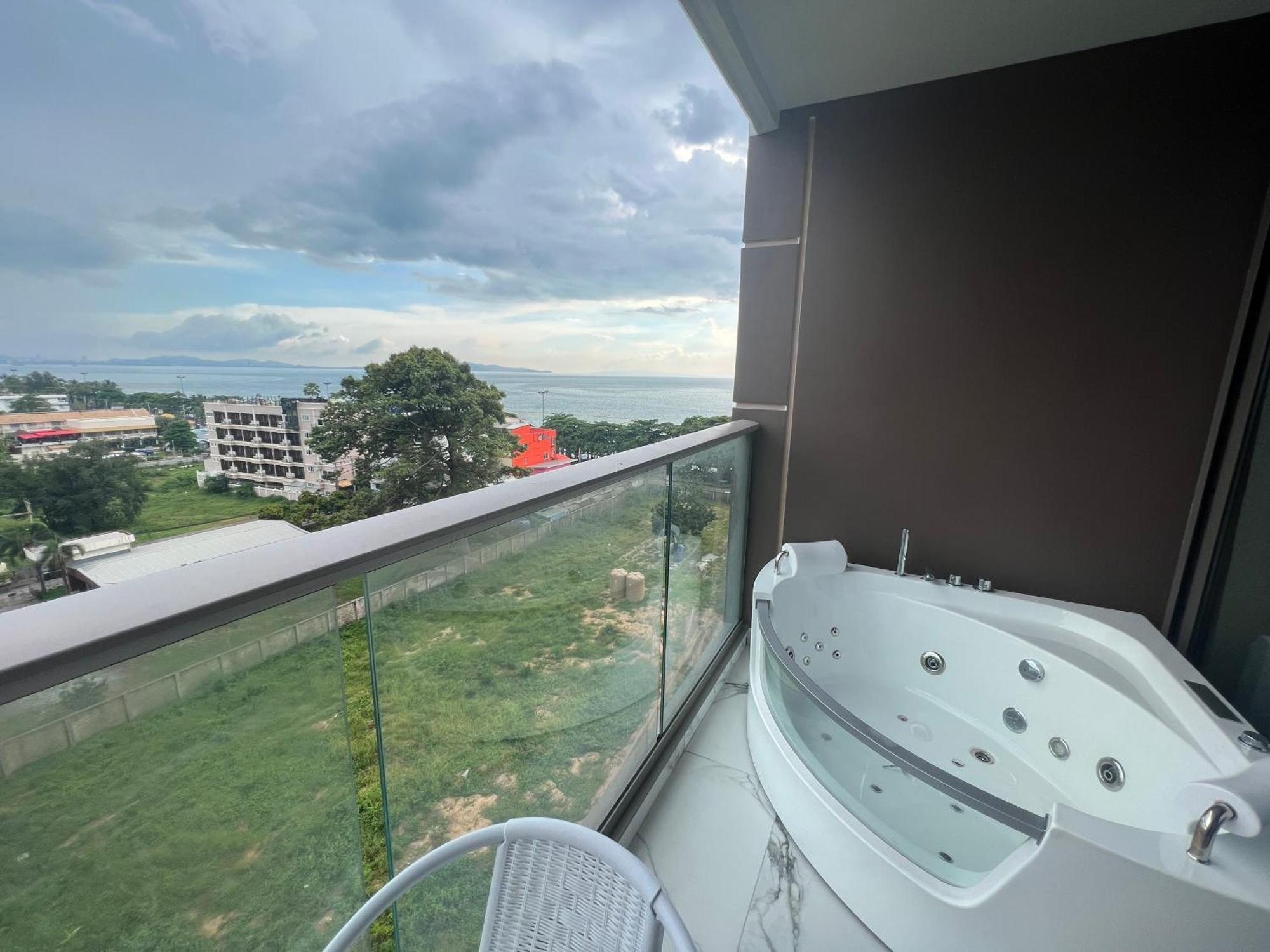 Copacabana Jomtien Beach Condo 中天海滩寇芭酒店公寓 외부 사진