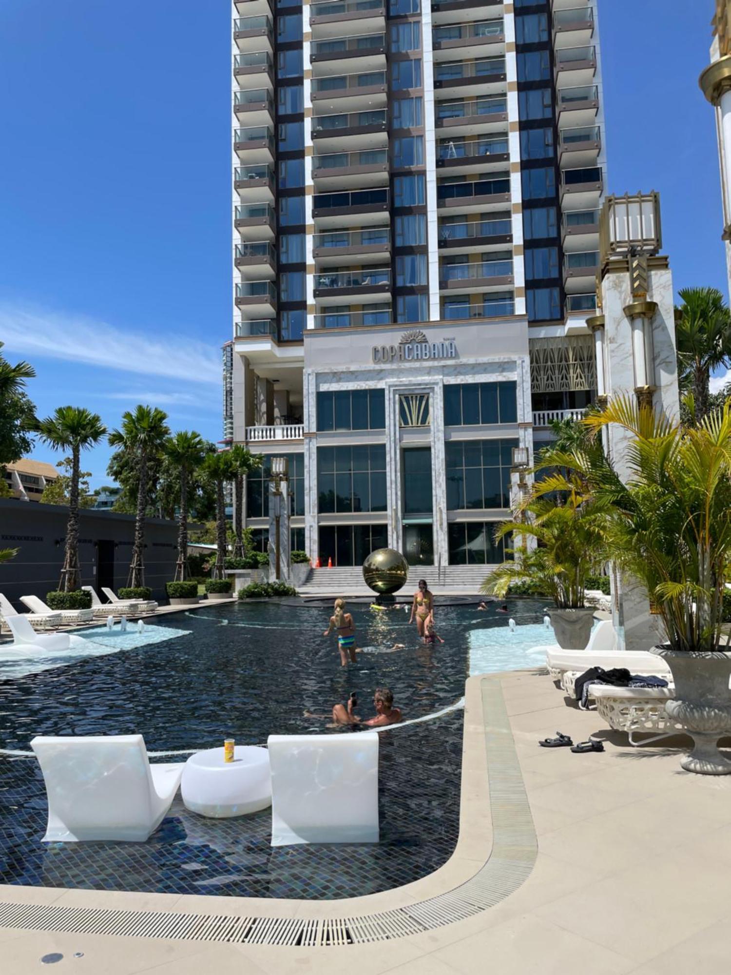 Copacabana Jomtien Beach Condo 中天海滩寇芭酒店公寓 외부 사진